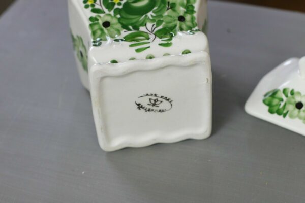 Deckeldose Vorratsdose Dose Salz Handmade Keramik Blumen grün weiß Landhaus