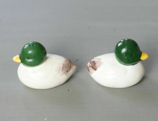 Salz- und Pfeffer Streuer Entenpaar Stockenten Enten Keramik Porzellan