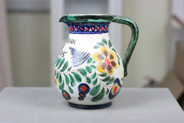 Anica Nikitsch Keramik Krug Schenkkrug Vase Erntedank Handarbeit grün rot 70er
