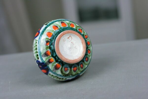 Anica Nikitsch Keramik Vase Pflaumen Handarbeit Handbemalt grün bunt