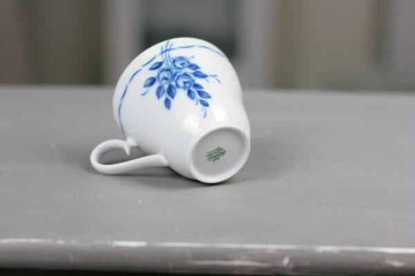 Krautheim Selb Kaffeetasse Tasse Kaffeeservice Blumendekor blau weiß alt antik