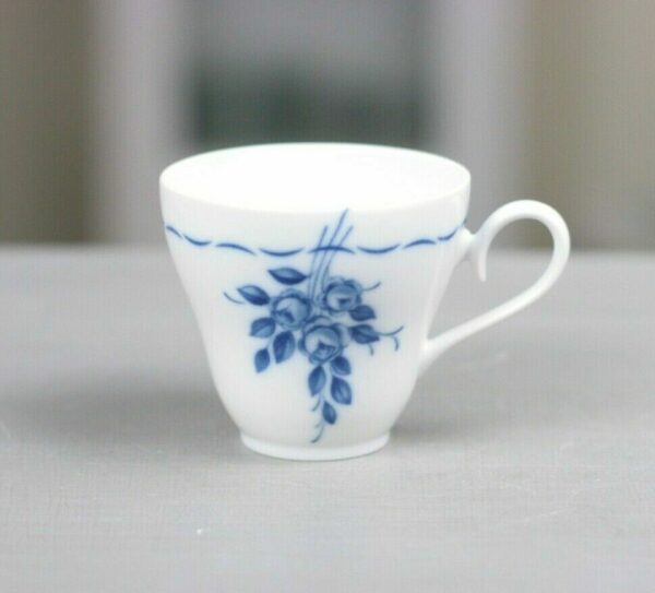 Krautheim Selb Kaffeetasse Tasse Kaffeeservice Blumendekor blau weiß alt antik